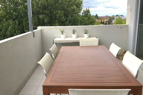 Essendon Sub Penthouse On Napier - Broome Tourism 1