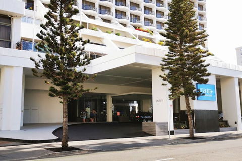 L7 Surfers Paradise Apartment - Broome Tourism 6