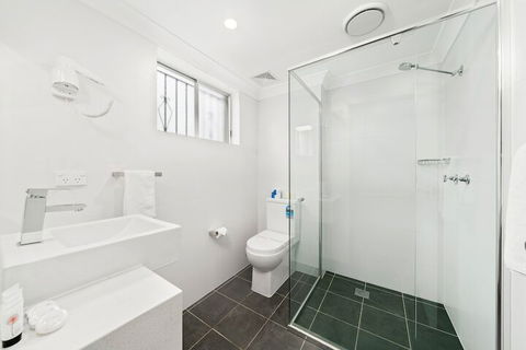 WM Hotel Bankstown - Broome Tourism 4