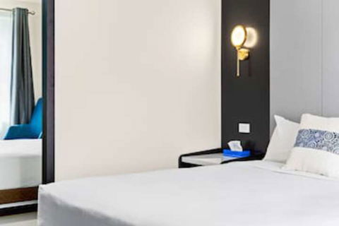 WM Hotel Bankstown - Broome Tourism 0
