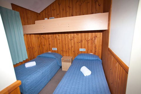 Eaglehawk Holiday Park Canberra - Broome Tourism 5