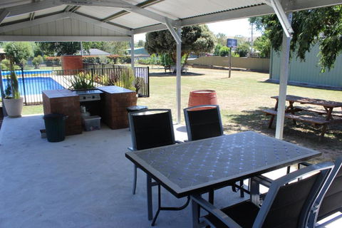Alexandra Motor Inn Victoria Aus - Broome Tourism 3