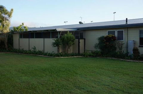 YAL Cairns A Motel That Makes A Difference - Broome Tourism 1