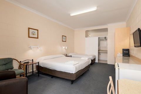 Blue Seas Motel - Broome Tourism 6