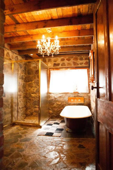 Barossa Barn Bed & Breakfast - Broome Tourism 6
