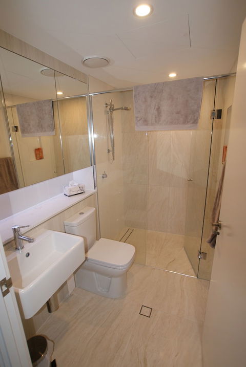 Breeze Apartment 801 - Broome Tourism 0