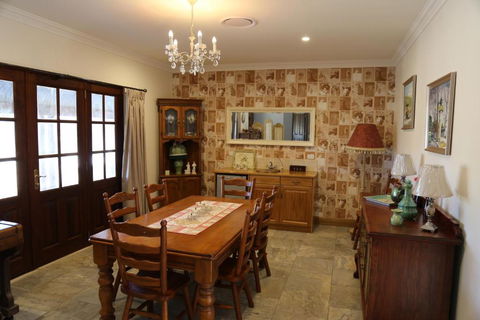 BellbirdHill Bed & Breakfast - Broome Tourism 6