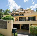 Terrigal Townhouse 1 / 21 Campbell Crescent Terrigal - Broome Tourism