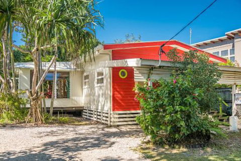 A SWEET ESCAPE Beachcombers Cottage Beachfront - Broome Tourism 6