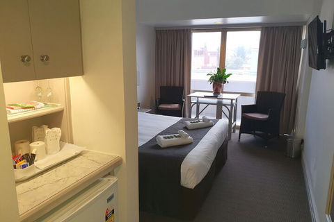 Hotel Victor - Broome Tourism 7