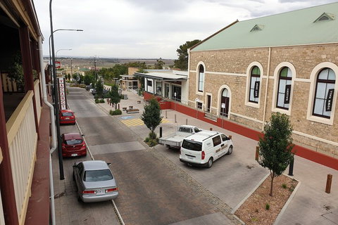 Balcony On Sixth Lodge - Broome Tourism 3