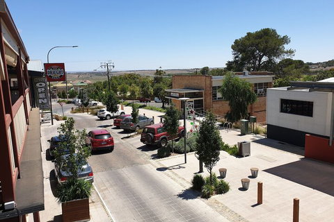 Balcony On Sixth Lodge - Broome Tourism 2