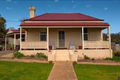 Charlie Bates Cottage - Broome Tourism 0
