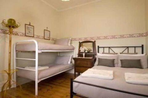 Charlie Bates Cottage - Broome Tourism 4