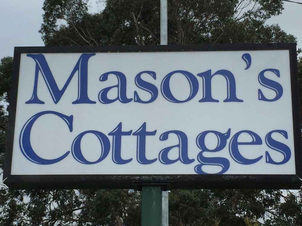  Broome Tourism