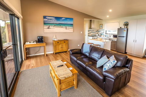 Sea Dragon Lodge & Villas - Broome Tourism 5