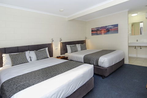 Victor Harbor City Inn - Broome Tourism 6