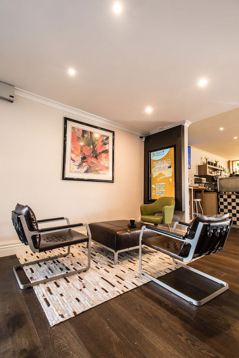 The Waverley International Hotel - Broome Tourism 4