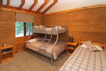 Woodstone Cottages - Broome Tourism 5