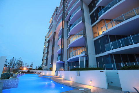 Oceans Mooloolaba - Broome Tourism 5