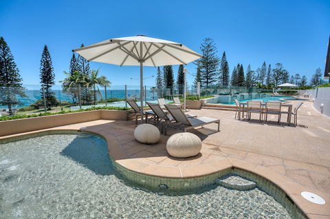 Oceans Mooloolaba - Broome Tourism 4