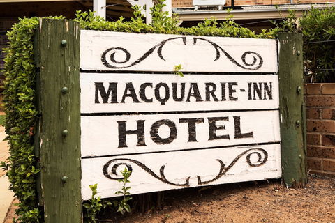 Nightcap At Macquarie Inn - Broome Tourism 0