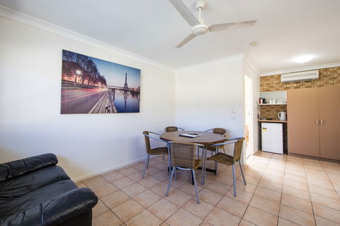 Caboolture Motel - Broome Tourism 4