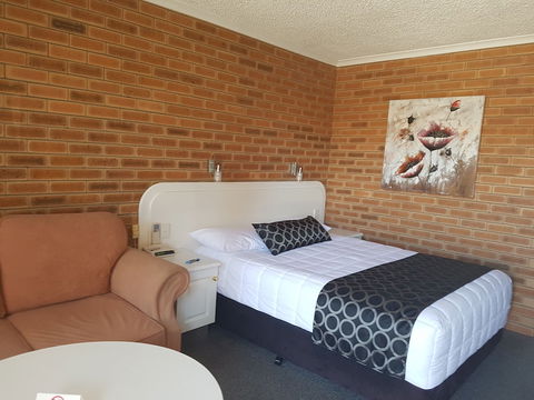 Cousins Motor Inn - Broome Tourism 3