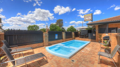 Cousins Motor Inn - Broome Tourism 0