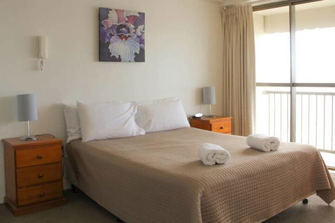 De Ville Apartments - Broome Tourism 3