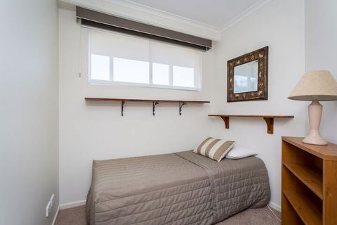 Kirra Beach Apartments - Broome Tourism 6