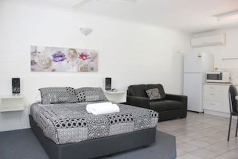 Townsville Holiday Apartments - Broome Tourism 6