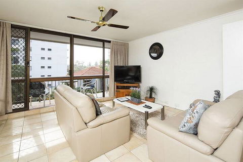 Burleigh Palms Holiday Apartments - Broome Tourism 7