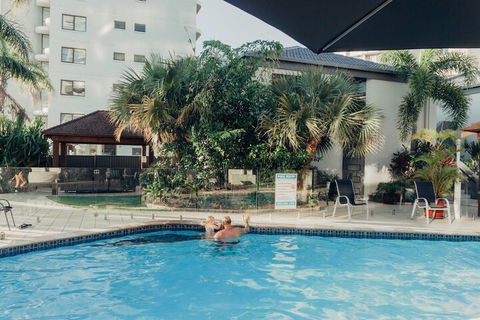 Burleigh Palms Holiday Apartments - Broome Tourism 3