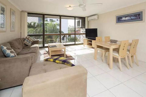 Burleigh Palms Holiday Apartments - Broome Tourism 6