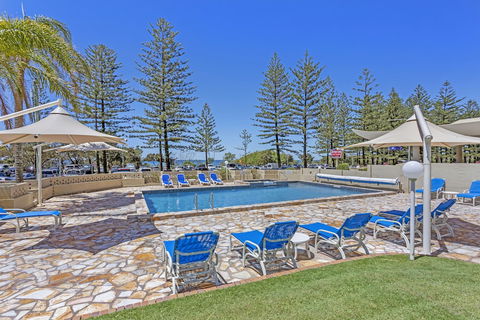 Southern Cross Beachfront Holiday Apartments - Broome Tourism 2