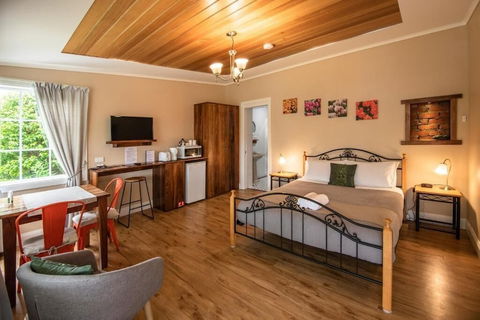 Alexandria Bed & Breakfast - Broome Tourism 6