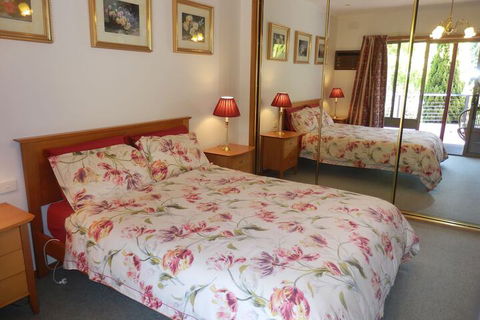 Mast Gully Gardens Bed & Breakfast - Broome Tourism 4