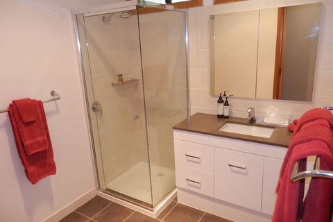 Mast Gully Gardens Bed & Breakfast - Broome Tourism 2