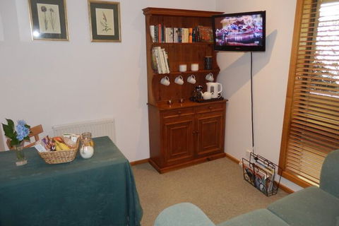 Mast Gully Gardens Bed & Breakfast - Broome Tourism 3
