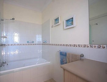 Searenity Holiday Accommodation - Broome Tourism 3