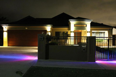 Santa Maria Executive B & B Fremantle - Broome Tourism 1