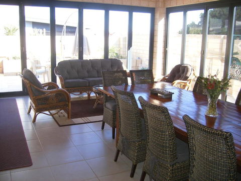 Santa Maria Executive B & B Fremantle - Broome Tourism 5