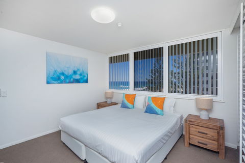 Dorchester On The Beach - Broome Tourism 1