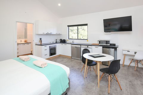 Mildura Holiday Villas - Broome Tourism 4