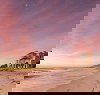 Cottesloe Beach Chalets - Broome Tourism