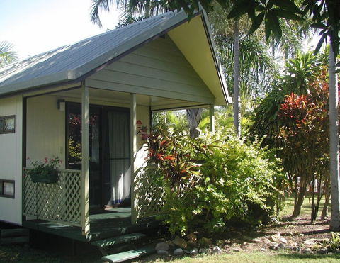 Palm View Holiday Apartments - Broome Tourism 0