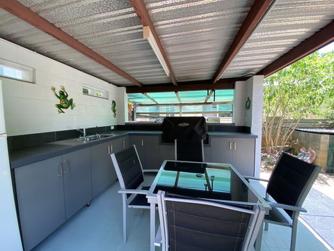 Palm View Holiday Apartments - Broome Tourism 2