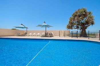 Beachside Tower - Broome Tourism 6