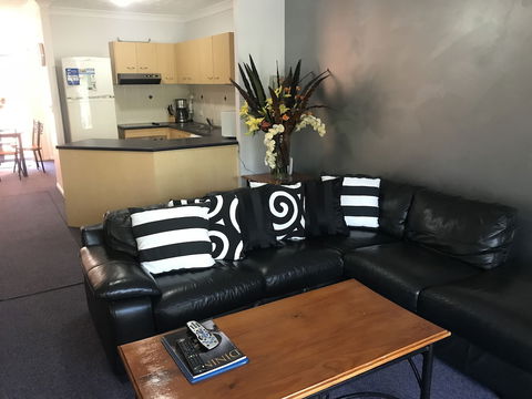 Bella Mare Beachside Apartments - Broome Tourism 3